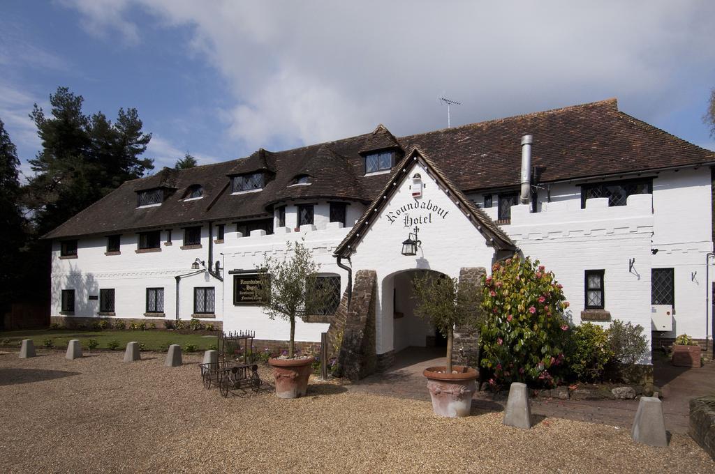 The Roundabout Hotel Pulborough Exteriér fotografie